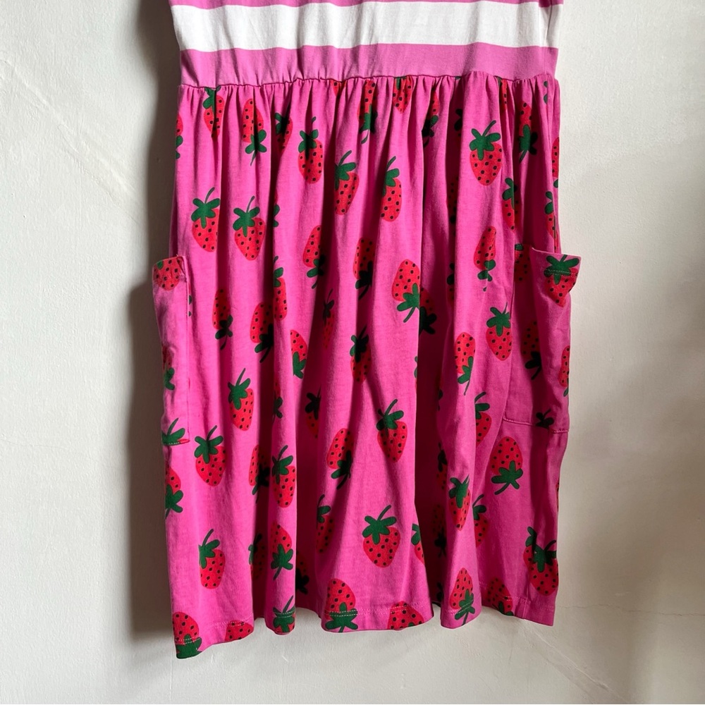 Hanna Andersson Strawberry Mixie Dress - Picture 6 of 10